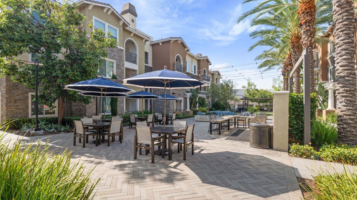 Stunning Luxury Apartments With Secure Entry Systems For Rent image