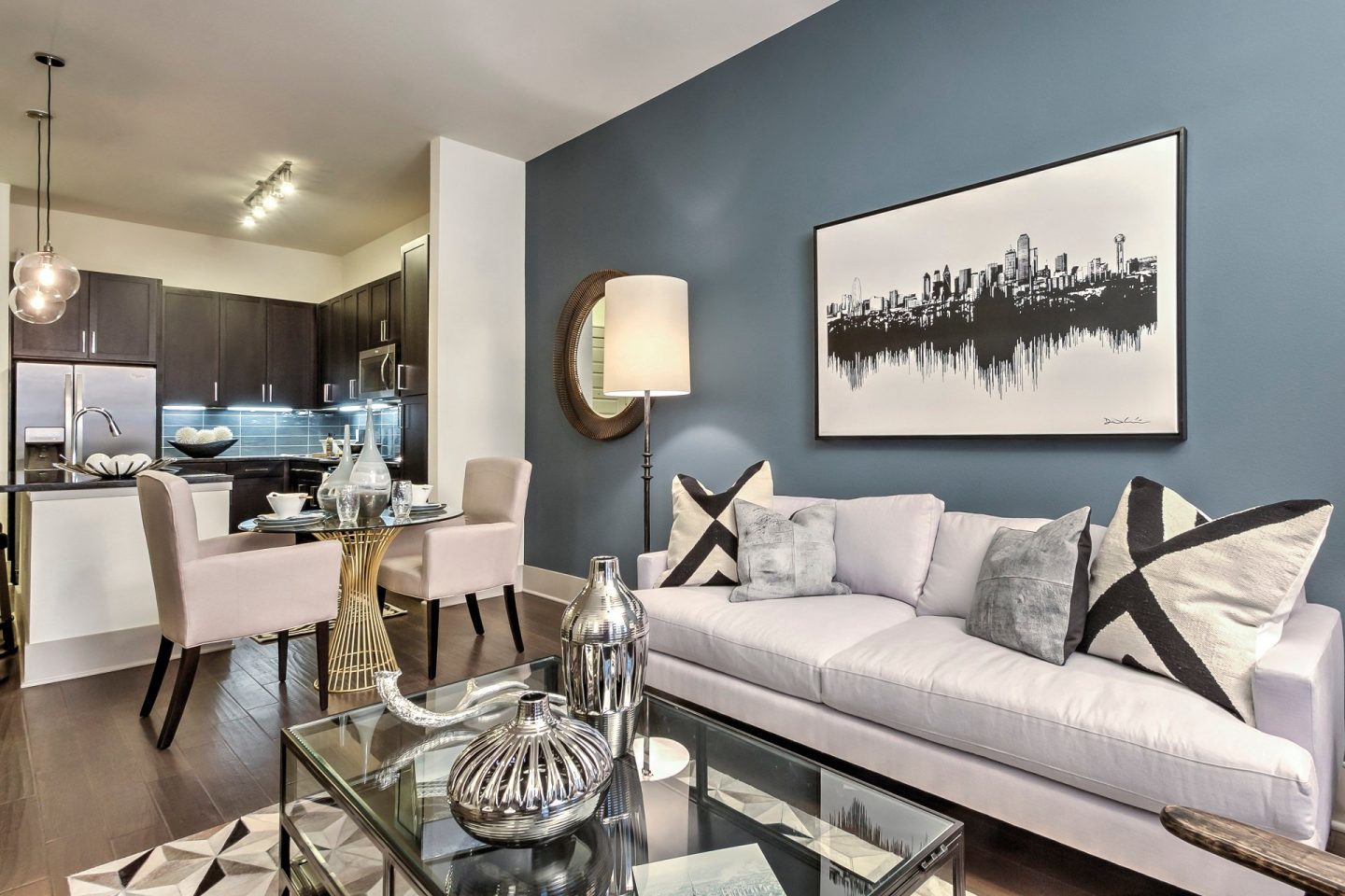 Open concept floor plans at Windsor Fitzhugh, 4926 Mission Avenue, Dallas