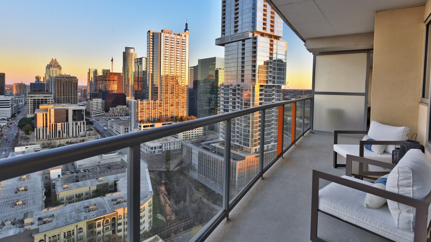 Start your mornings with a view of downtown Austin.