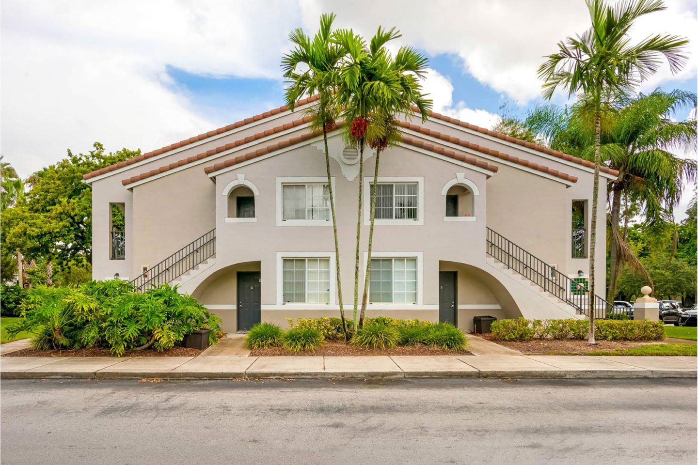 Elegant Exterior View at Windsor Coconut Creek, Coconut Creek, 33073.