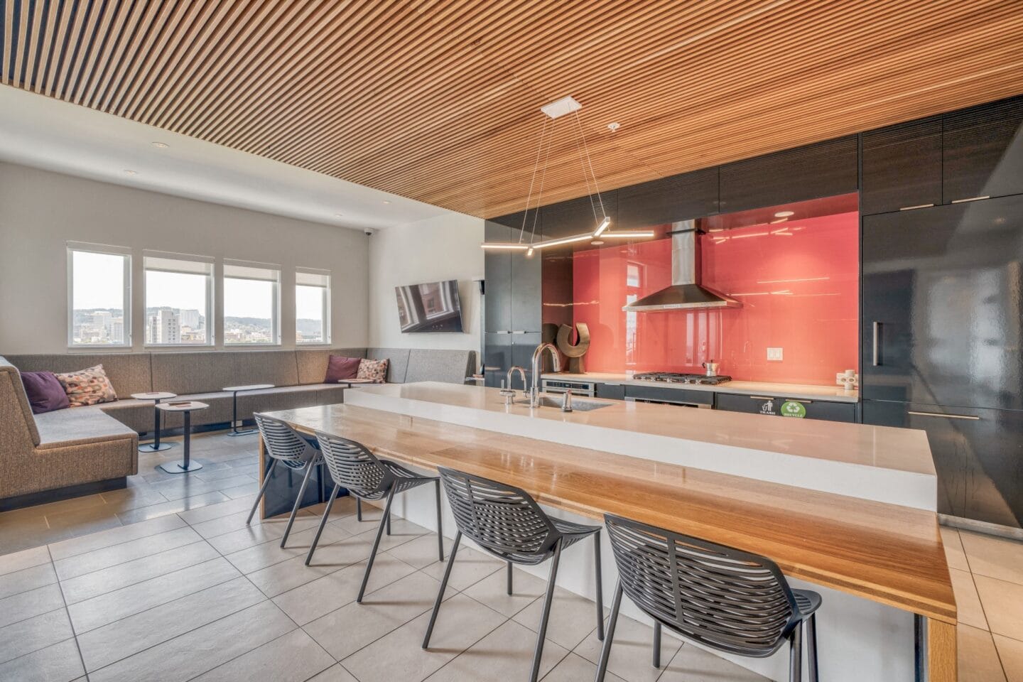 Clubroom at Windsor Buckman, Portland, Oregon
