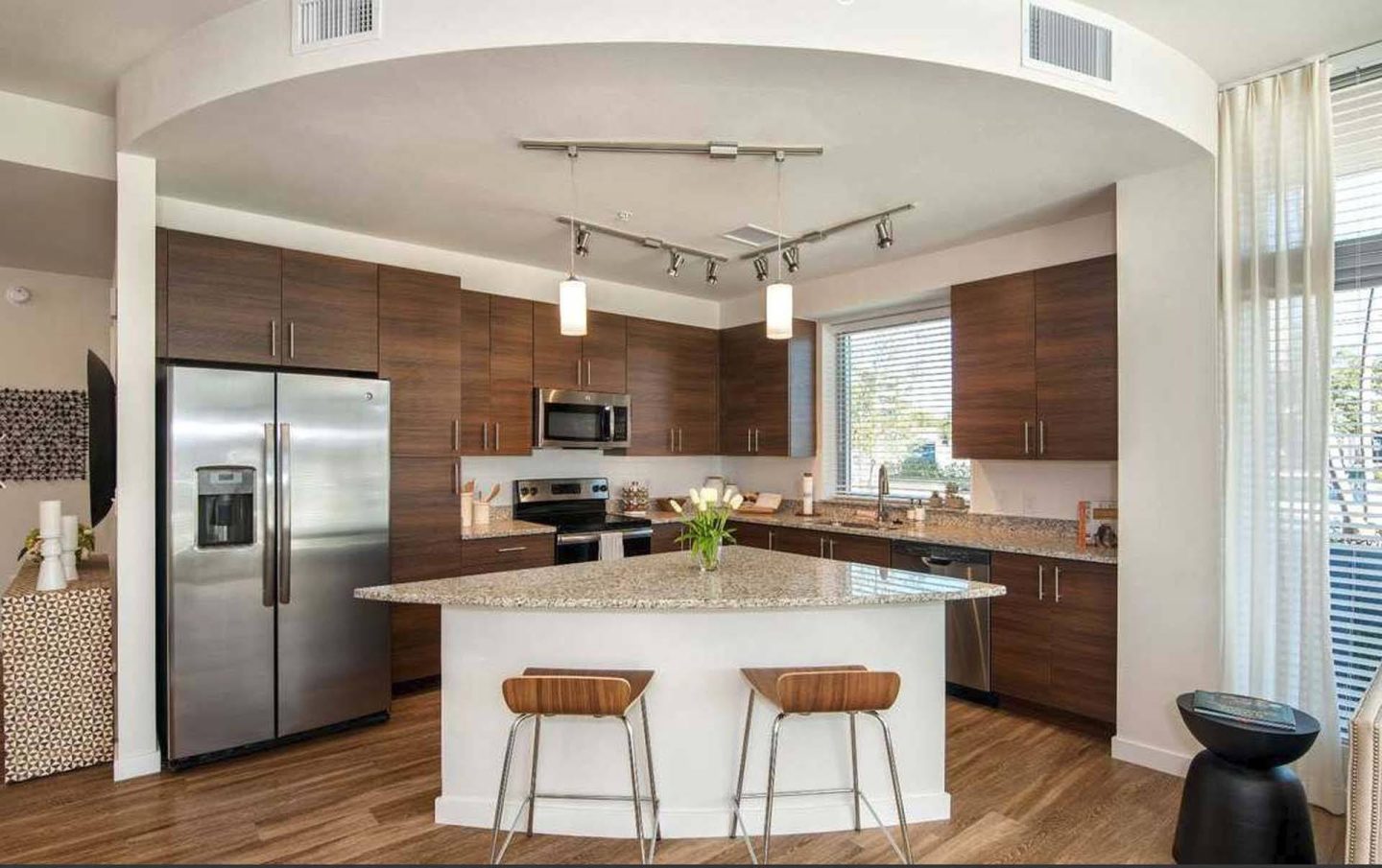 A modern kitchen at Windsor Central Arts in St. Petersburg, 33701